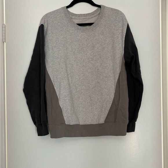 Abercrombie & Fitch Tri-Tone Grey Crewneck Sweater - Picture 1 of 3